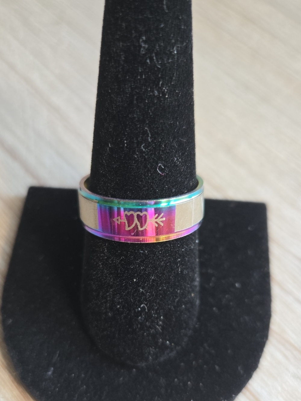 Iridescent Rainbow Stainless Steel Heart Arrow Ring - Unbranded.Size 9.5.